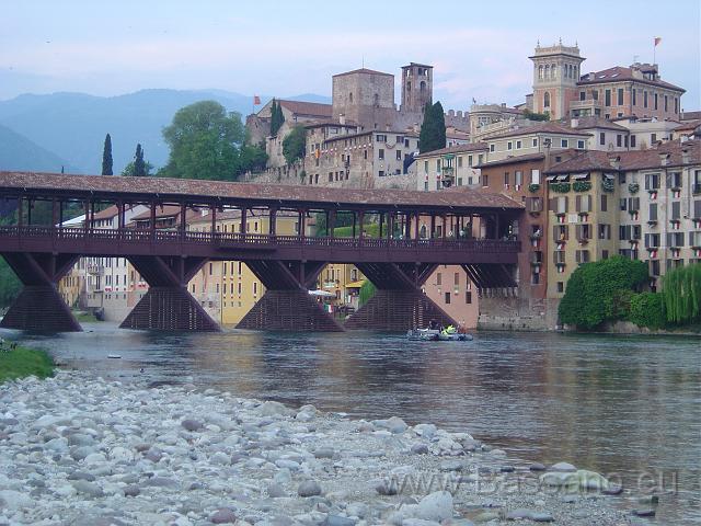 Adunata Alpini Bassano 2008 LG136.JPG